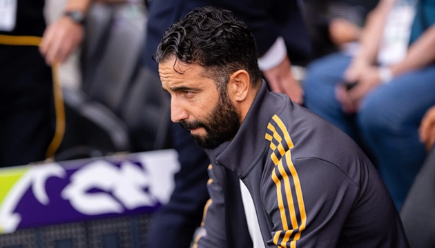 Amorim hiểu rõ vấn đề của MU đến từ nhiều vị trí khác.