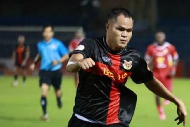 Quang Nho dính chấn thương.