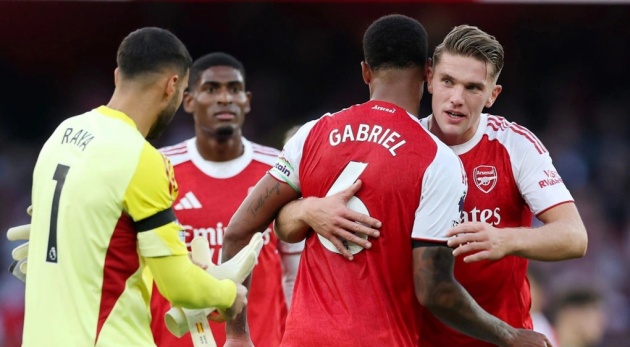Arsenal bổ sung hàng loạt tân binh chất lượng.