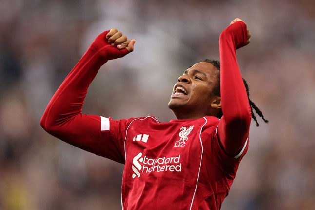 Ngumoha gây ấn tượng mạnh.