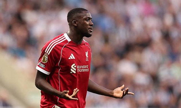 Ibrahima Konate đang khiến Arne Slot thất vọng.