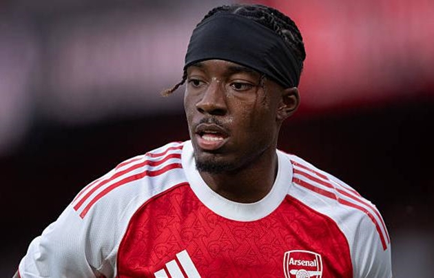 Noni Madueke sẽ trở thành "người hùng bất đắc dĩ" tại Arsenal?