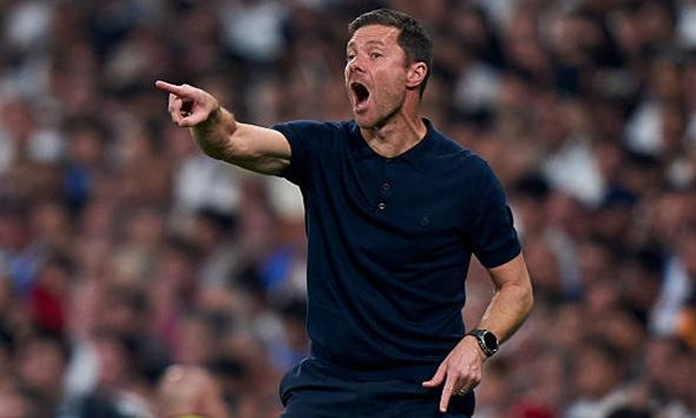 Xabi Alonso yêu cầu các cầu thủ Real Madrid phải tham gia phòng ngự.