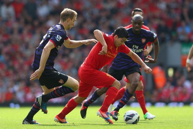 Lời đề nghị của Arsenal cho Suarez đã trở thành một câu chuyện hài hước trong lịch sử chuyển nhượng