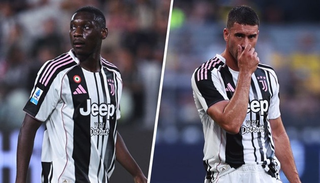 Vlahovic cần ra đi để nhường chỗ cho Muani