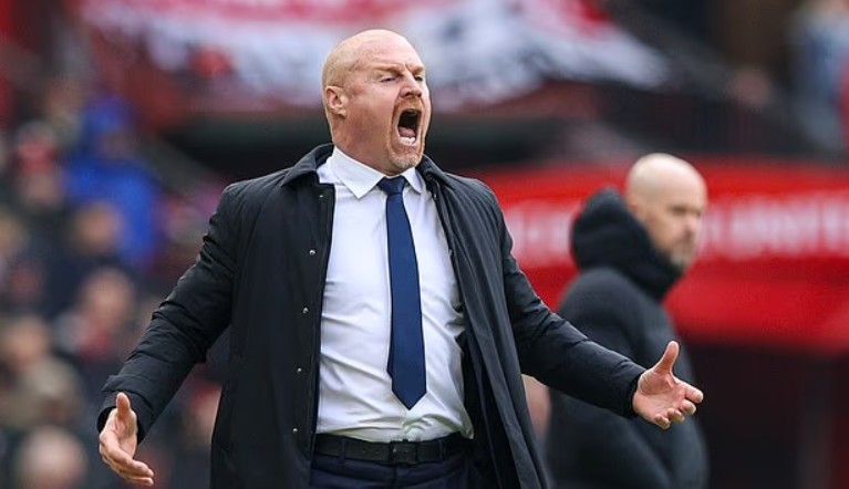 Sean Dyche được đề cử dẫn dắt Manchester United thay Ruben Amorim.