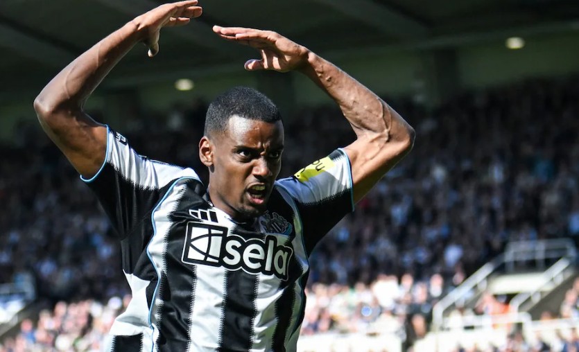 Alexander Isak là gương mặt được chờ đợi sẽ tạo nên "bom tấn" trên thị trường chuyển nhượng.