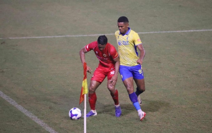 Ảnh bài viết HLV Hà Nội FC đề cập đến khả năng bị sa thải sau trận thua CAHN