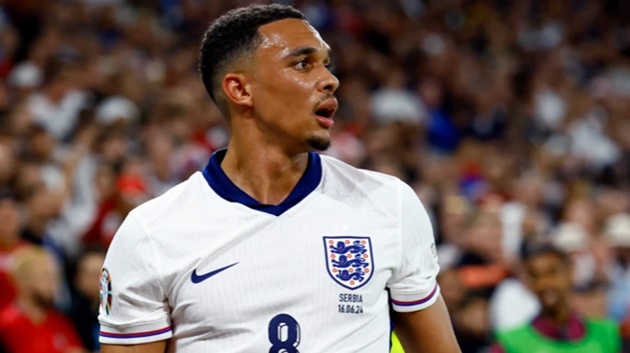 Trent Alexander-Arnold không được gọi lên tuyển.
