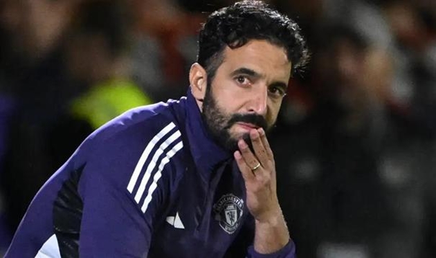 Ảnh bài viết Nỗi lo chia rẽ nội bộ ám ảnh Amorim tại Man United