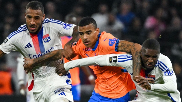 Greenwood là niềm hy vọng trên hàng công Marseille.