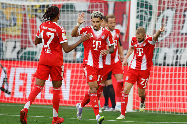 Bayern giành chiến thắng nhọc nhằn.