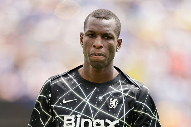 Jackson buộc phải quay lại Chelsea.