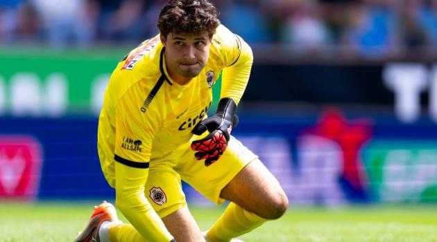 Ảnh bài viết Manchester United đưa ra đề nghị cải thiện cho thủ môn Senne Lammens