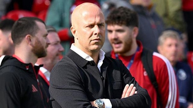 Slot hài lòng về trận thắng trước Arsenal