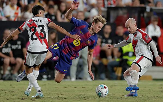 Ảnh bài viết Hòa Vallecano, De Jong chỉ ra vấn đề của Barcelona