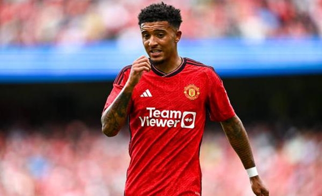 Jadon Sancho chuẩn bị chuyển tới Aston Villa.