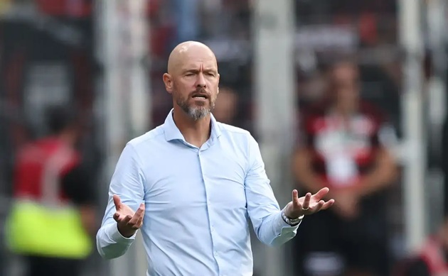 Ten Hag đã bị Bayer sa thải.