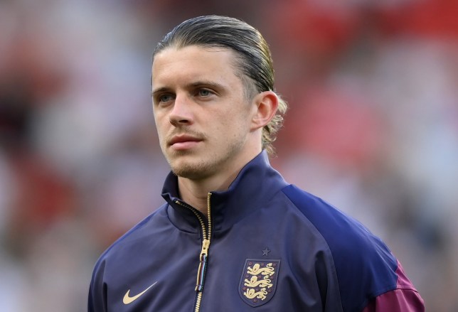 Man Utd không thể chiêu mộ Gallagher.