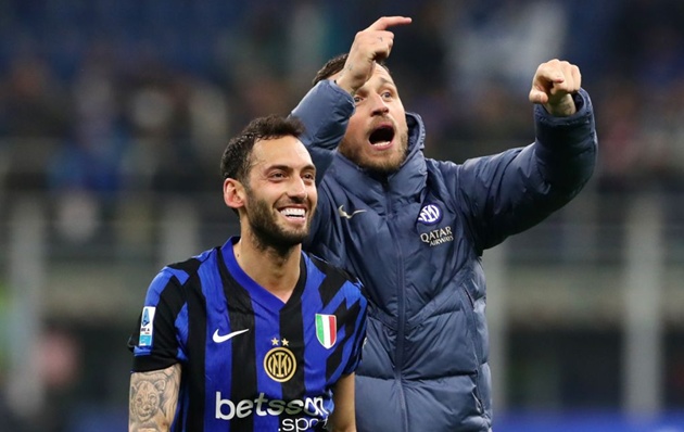 Ảnh bài viết Tương lai Calhanoglu bỏ ngỏ, Galatasaray nuôi hy vọng phút chót