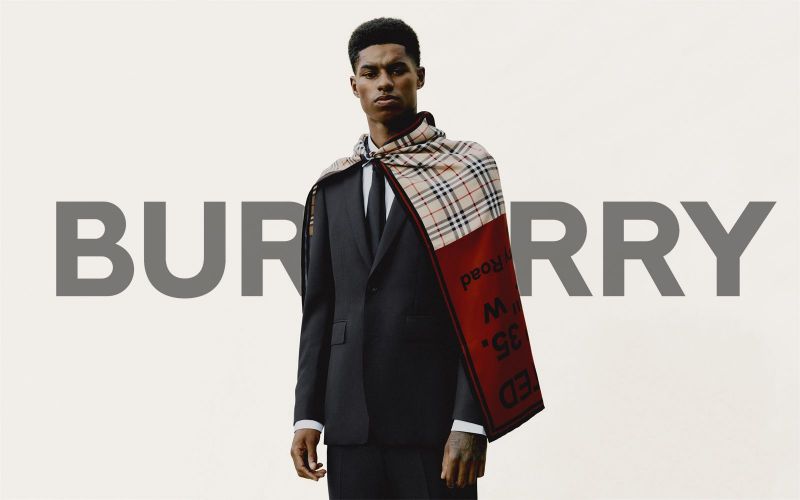 Rashford kết hợp với Burbery