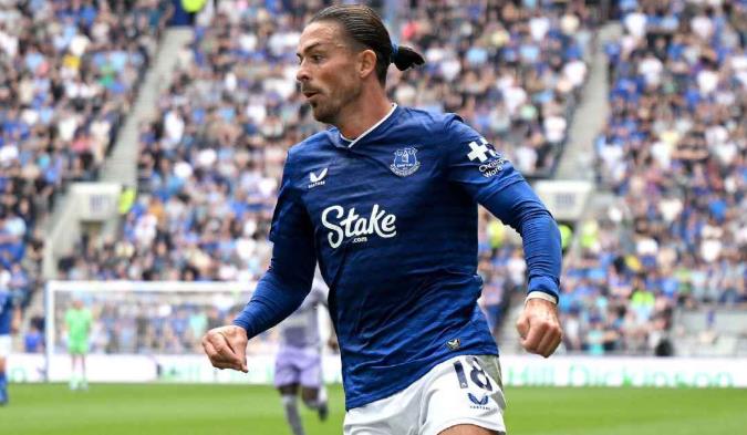 Grealish bùng nổ cùng Everton.