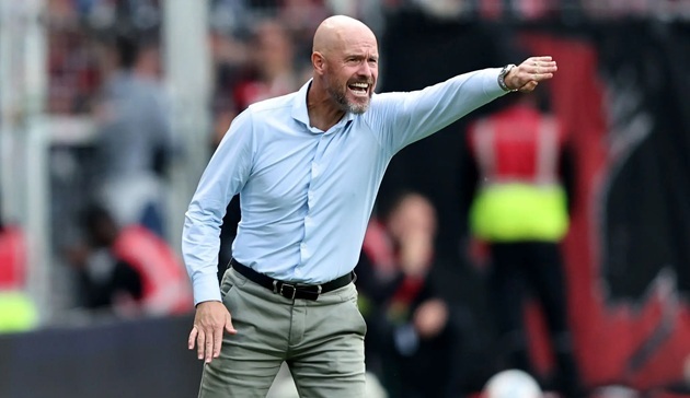 Ảnh bài viết Cựu sao Real là "giọt nước tràn ly" khiến Ten Hag rời Leverkusen