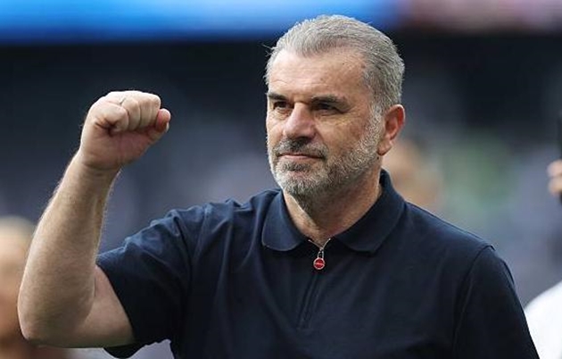 Ange Postecoglou được Bayer Leverkusen và Fenerbahce nhắm tới.