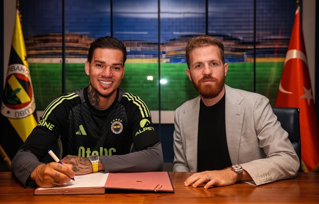 Ederson đến Fenerbahce sau 8 năm tại Etihad