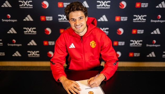 Ảnh bài viết Vụ Senne Lammens tới MU: Chi tiết màn 'đào tẩu' khiến Antwerp tức giận