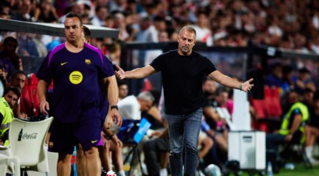 Ảnh bài viết Tại sao Hansi Flick khóa các cầu thủ Barcelona trong phòng thay đồ sau trận hòa Vallecano?