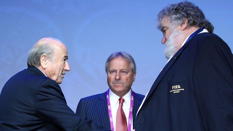 Chuck Blazer đã khiến cả FIFA chao đảo vì hợp tác với FBI