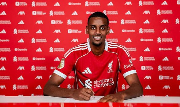 Alexander Isak chính thức chuyển tới Liverpool.