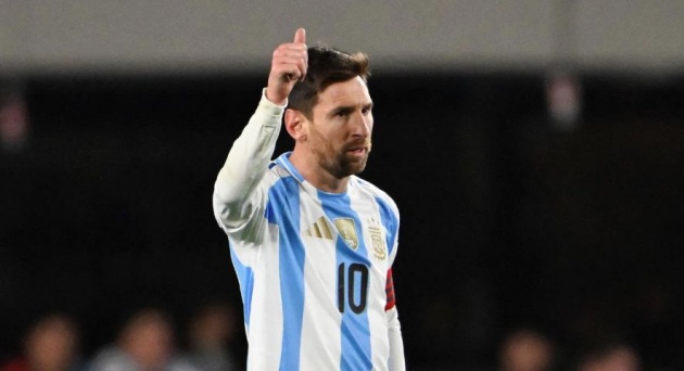 Ảnh bài viết Messi rực sáng với cú đúp, Argentina đè bẹp Venezuela