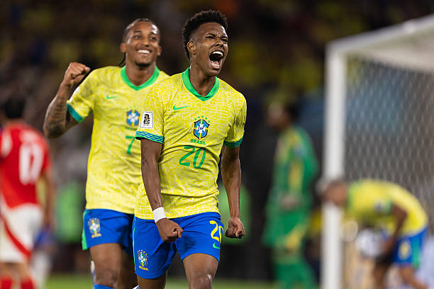  "Thần đồng" Estevao của Chelsea nói gì sau siêu phẩm trên tuyển Brazil? - vao sv288