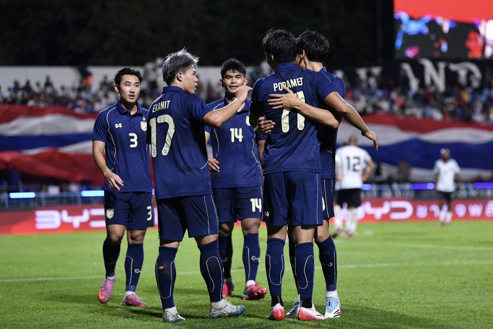 Ảnh bài viết Thắng hủy diệt 3-0, ĐT Thái Lan vẫn bị chỉ trích