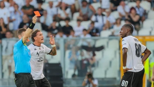 Serie B: giải đấu "nóng nảy" bậc nhất châu Âu