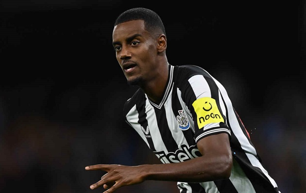 Ảnh bài viết Isak chia tay Newcastle qua WhatsApp trước khi gia nhập Liverpool