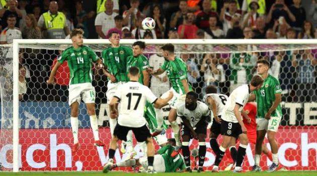 Ảnh bài viết Florian Wirtz ghi siêu phẩm đá phạt, Đức giành chiến thắng đầu tay ở VL World Cup