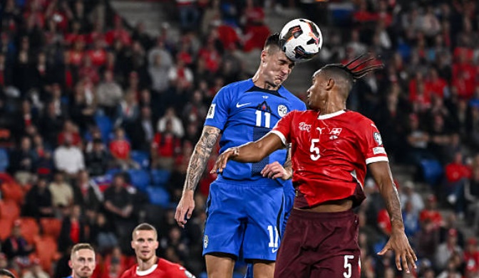 Ảnh bài viết Sesko tịt ngòi, Slovenia phơi áo trước Thụy Sĩ