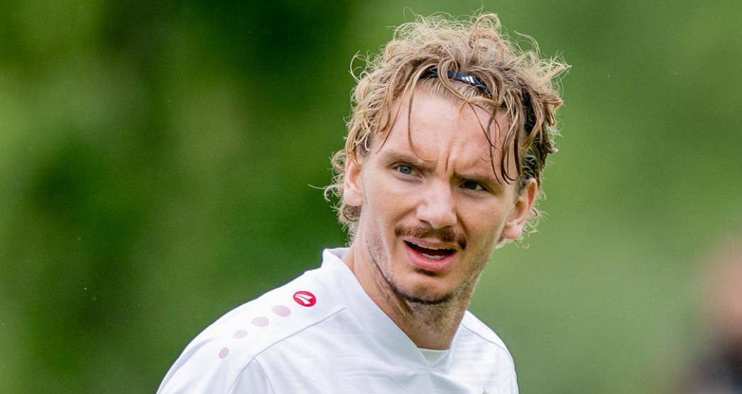 Ảnh bài viết Lý do Bayern Munich không "chạy đua vũ trang" với thương vụ Nick Woltemade