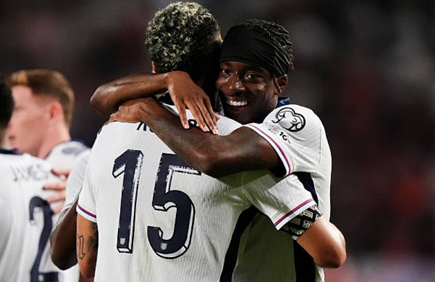 Ảnh bài viết Hai sao trẻ tuyển Anh thách thức vị trí của Saka và Bellingham