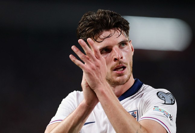 Ảnh bài viết Declan Rice hết lời ca ngợi tân binh tuyển Anh sau trận thắng Serbia