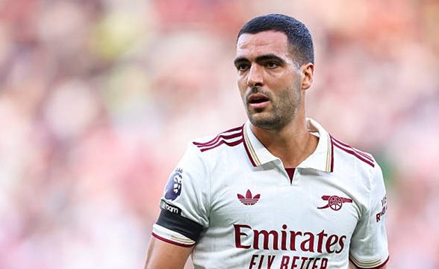 Mikel Arteta có thể nghĩ đến việc đưa Mikel Merino lên đá tiền đạo cắm.