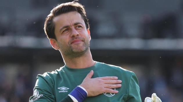 CHÍNH THỨC! West Ham tái ký hợp đồng với Lukasz Fabianski - vn138