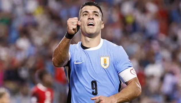 Suarez cũng là một trong những chân sút hàng đầu trong lịch sử đội tuyển Uruguay.