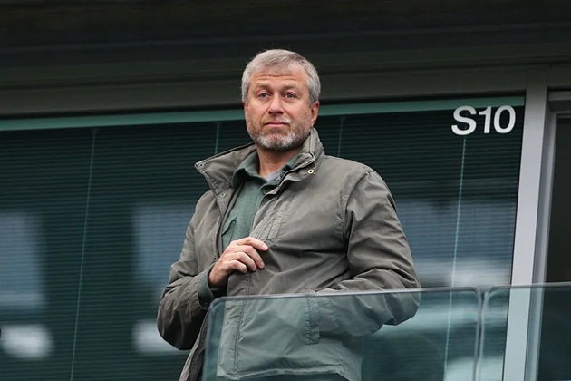 Abramovich đã buộc phải bán Chelsea.