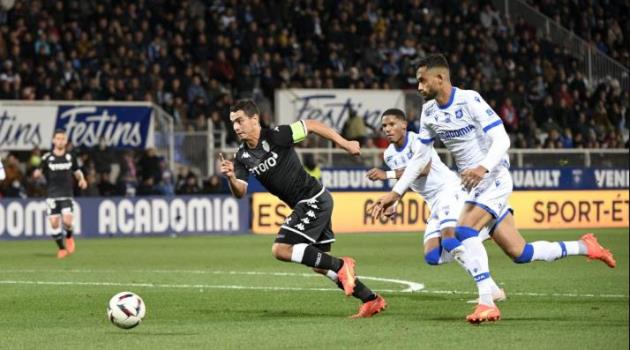 Auxerre gặp thử thách khó nhằn mang tên Monaco.