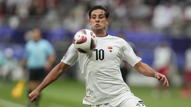 Ảnh bài viết Sao Iraq xin lỗi sau pha triệt hạ Chanathip Songkrasin