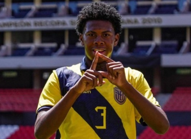 Deinner Ordonez lọt tầm ngắm Chelsea.